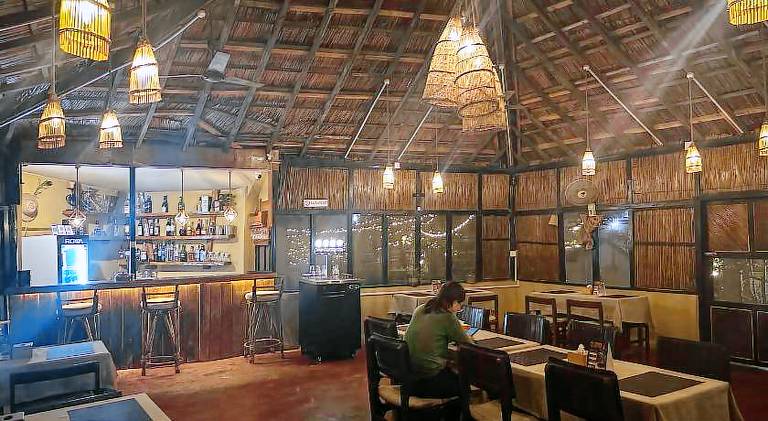 Hotel Tharu Garden And Beer Bar — photo 3