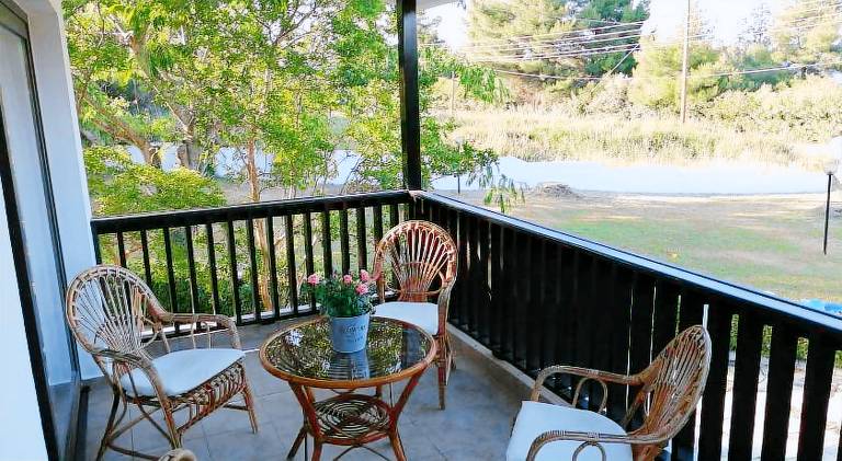 Fully equipped villa with patio, barbecue & garden | Next to the beach | Suitable for remote work | Pets allowed — photo 4