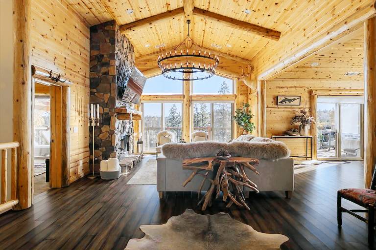 Children-friendly vacation home with private pool & patio | Next to the ski | Pet-friendly — photo 4