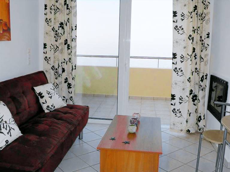 Wonderful rental apartment with terrace | Next to the beach | Pets allowed — photo 4
