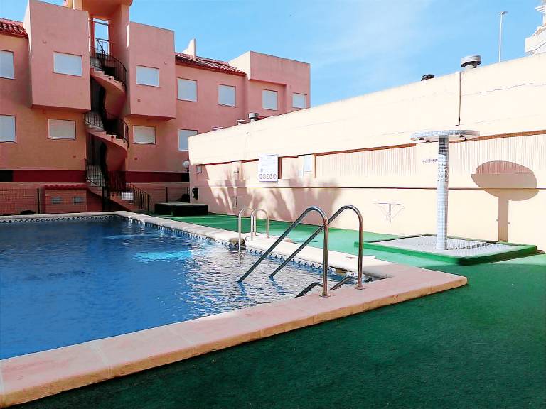 Apartment with pool & patio — photo 4