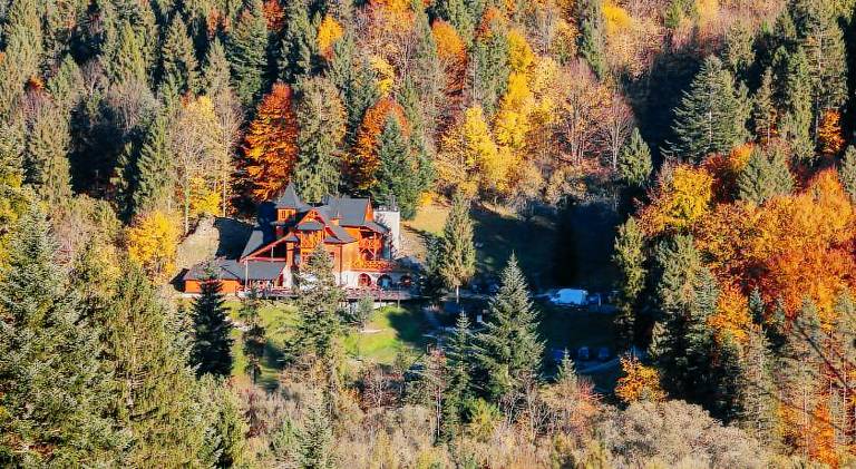 Schronisko PTTK Orlica in Szczawnica
