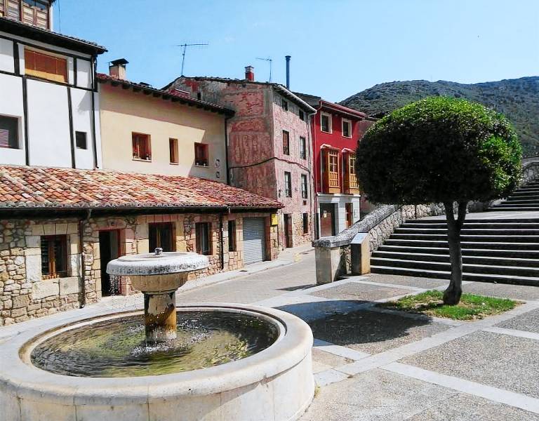 Casa Oña