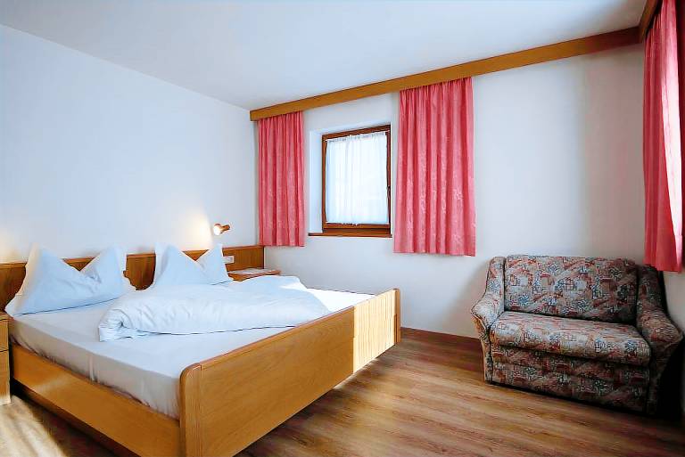 Apartment with yard | Mountain view in Villandro