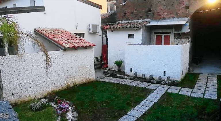 House  Catania