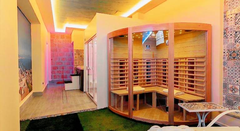 Serviced apartment with pool, sauna & barbeque — photo 3