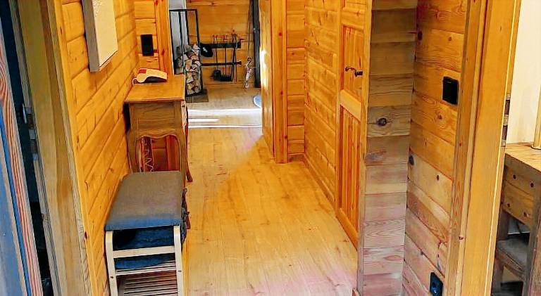 Chalet | Pets are welcome — photo 5