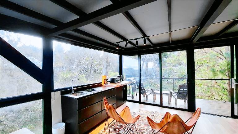 Family-oriented private room with barbeque, patio & private pool | Pets allowed in Guarne