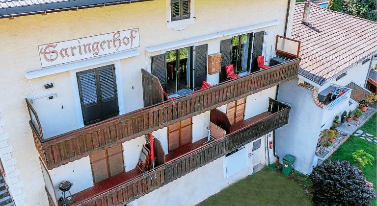 Apartment with yard & private pool | Pets allowed — photo 5