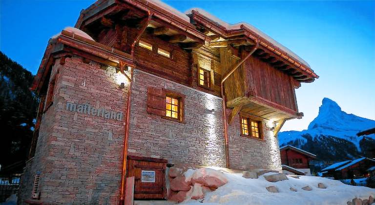 Pleasant vacation home with hot tub | Close to the ski | Pets are welcome — photo 4
