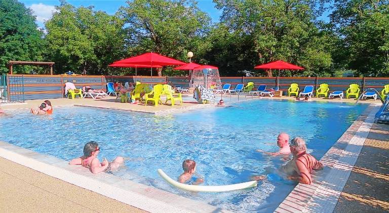 Camping la Plage Lot Vallee de la Dordogne Rocamadour in Lacave