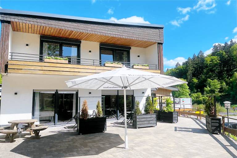 Holiday apartment with terrace & yard in Arnsberg