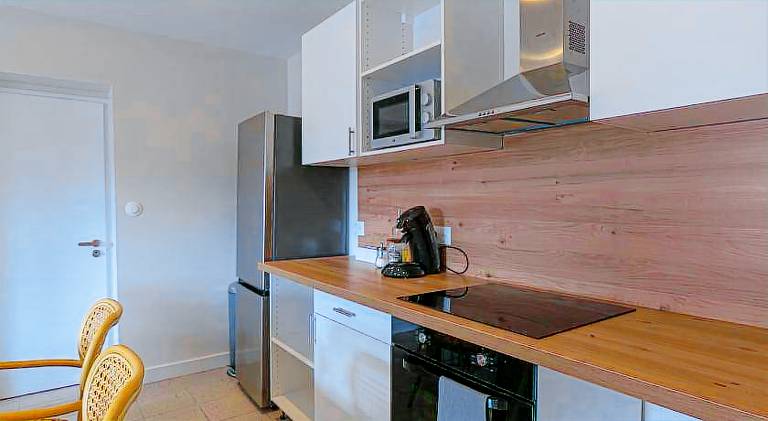 Holiday apartment with patio — photo 5