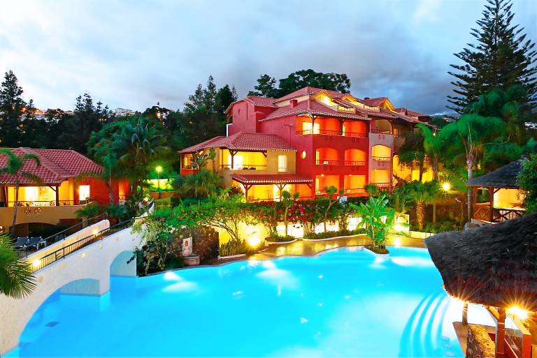 Serviced apartment with pool, sauna & terrace | Near Quinta Vigia — photo 2