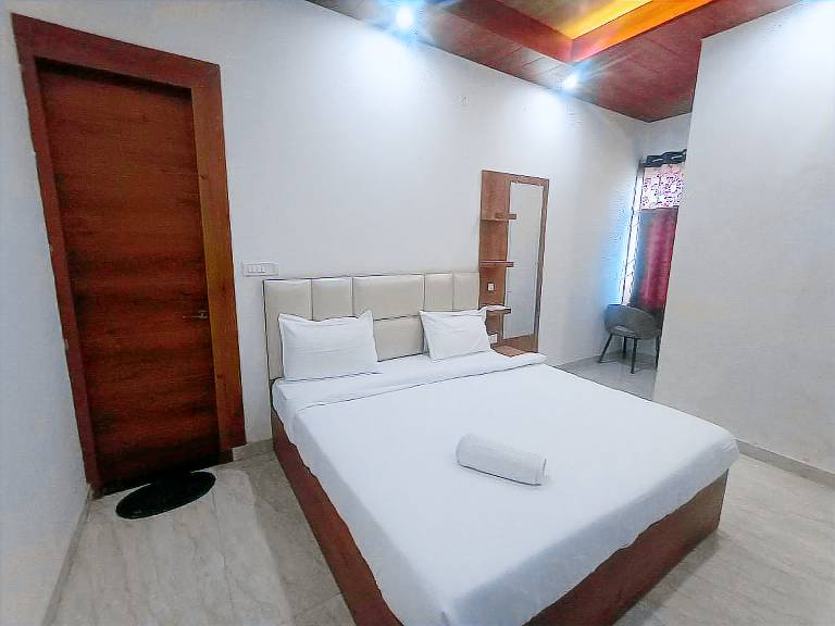Shivaya International Inn LLP — photo 2
