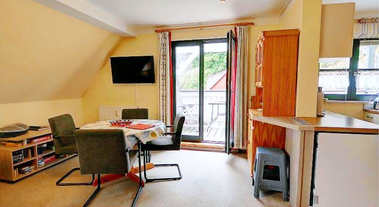 Holiday apartment with grill & garden — photo 3