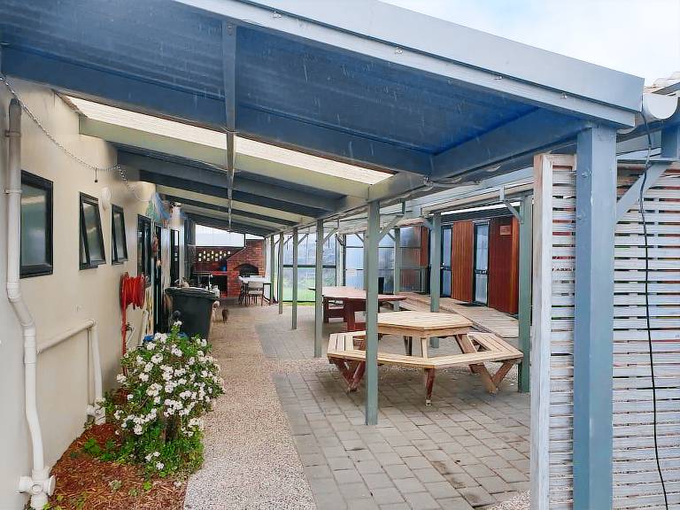 Hostel  Coromandel