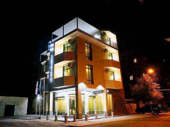 Continental Hotel — photo 4