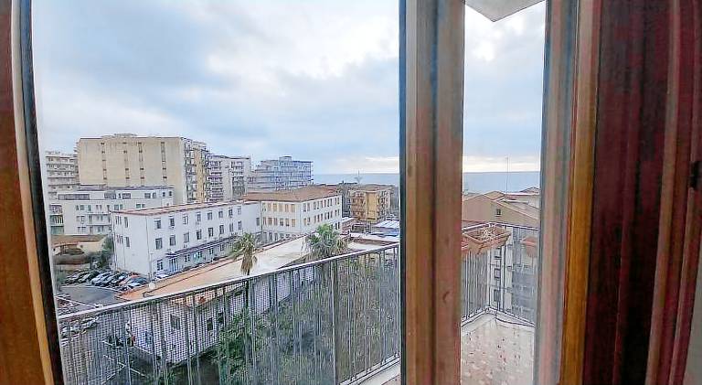 Rental apartment with 3 rooms for 6 persons — photo 3
