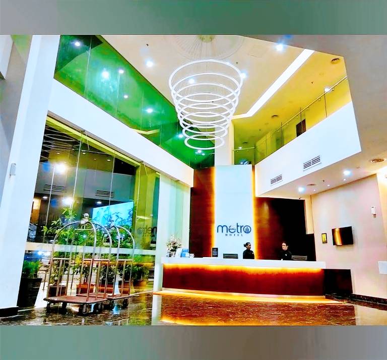 METRO HOTEL — photo 2