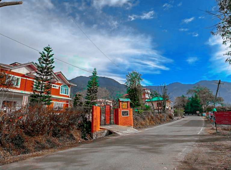 Madhav Kunj Homestay in Baijnath