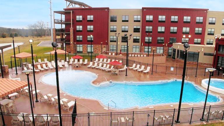 Resort Carterville