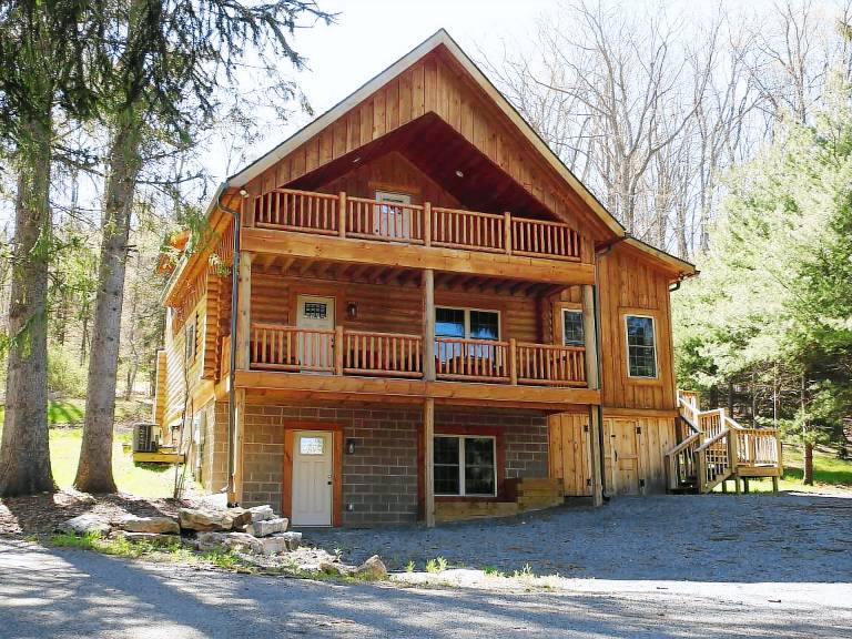 Cabin McHenry