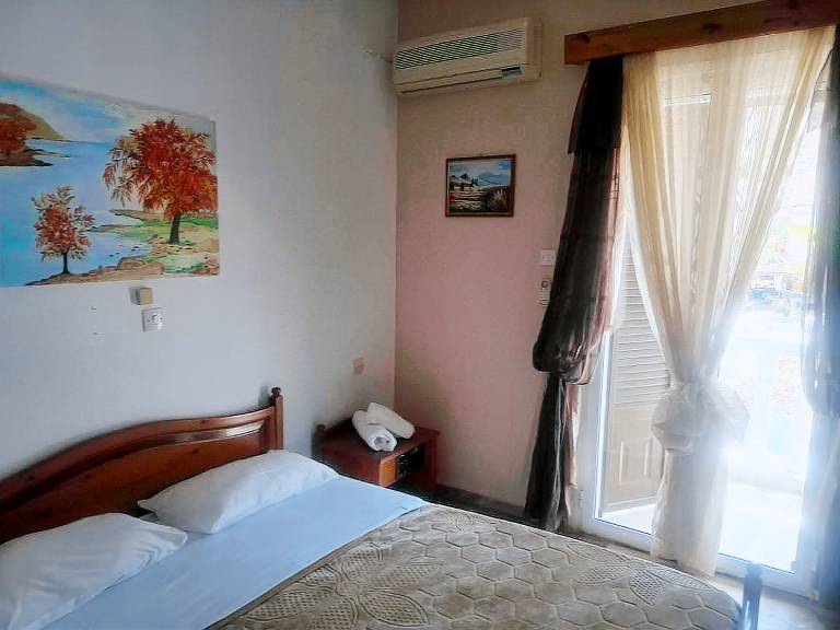 Bed & Breakfast  Vathis