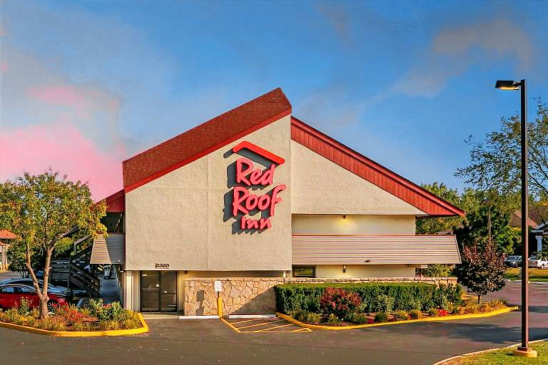 Red Roof Inn Milwaukee – Airport/ Oak Creek — photo 4