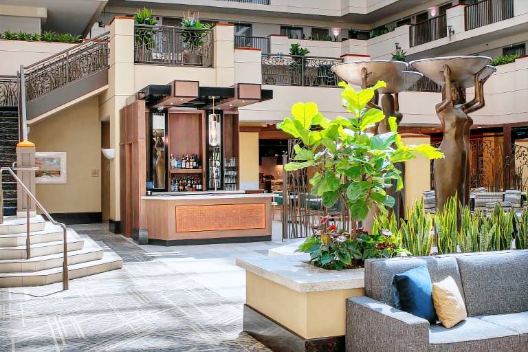 Embassy Suites by Hilton Sacramento Riverfront Promenade — photo 4