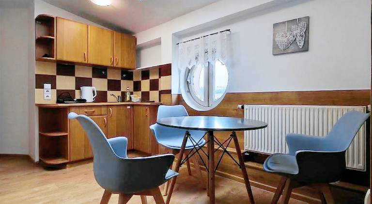 Apartment with 2 rooms for 5 persons — photo 2