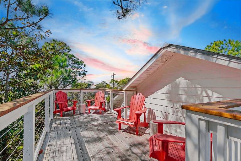 Dog Friendly Seagrove Beach Home Sleeps 10, Pool, Walk to Beach! — photo 2