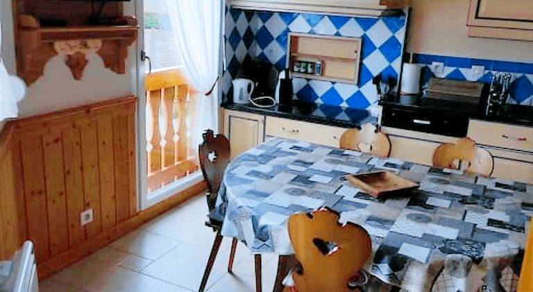 Chalet with 2 rooms for 6 persons — photo 5