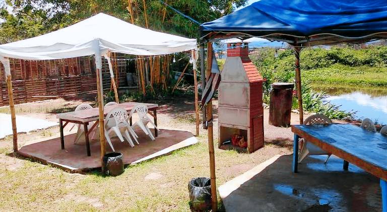 Casa 2 quartos e sala com cozinha e banheiro de FRENTE pro RIO em Caraguagautatuba Porto Novo 900 me — photo 3
