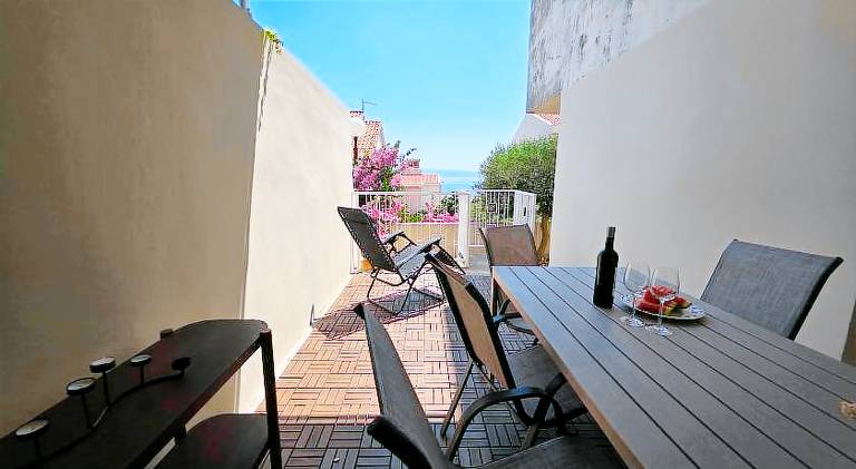 Rental apartment with 2 rooms for 5 persons — photo 2