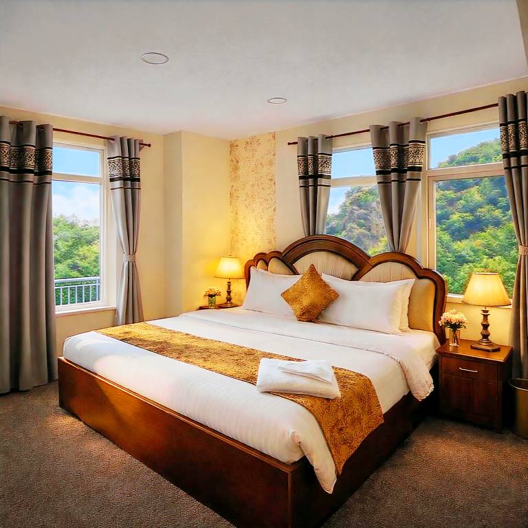 Heritage Rose Inn - Dal Lake in Srinagar