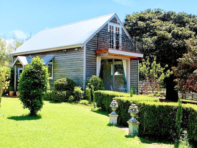 Cottage  Mystery Bay