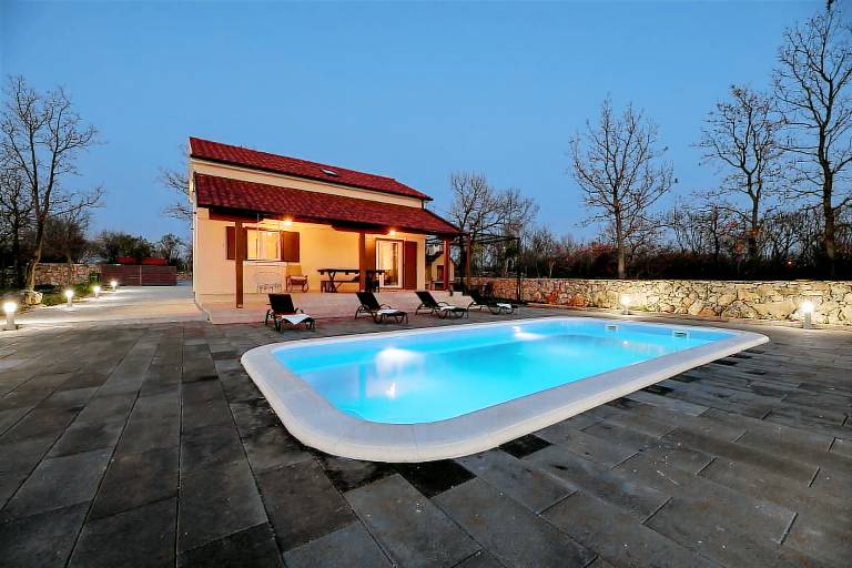 Vila  Oklaj