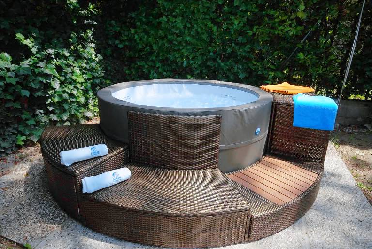 Nice house with barbeque, yard & jacuzzi | Pets allowed in Udine