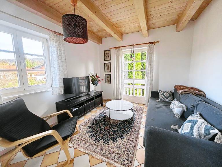 Ferienwohnung mit Hund in Hörgering, Vorauf für max. 4 Personen Ferienwohnung mit Hund in Hörgering, Vorauf für max. 4 Personen