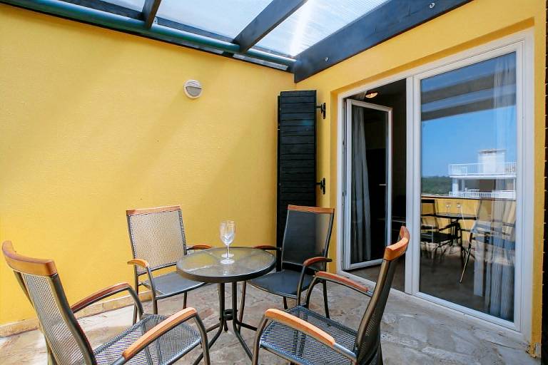 Wonderful apartment with yard | Pets are welcome in Umag