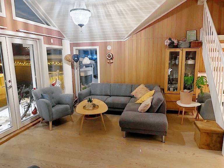 House with barbecue — photo 2