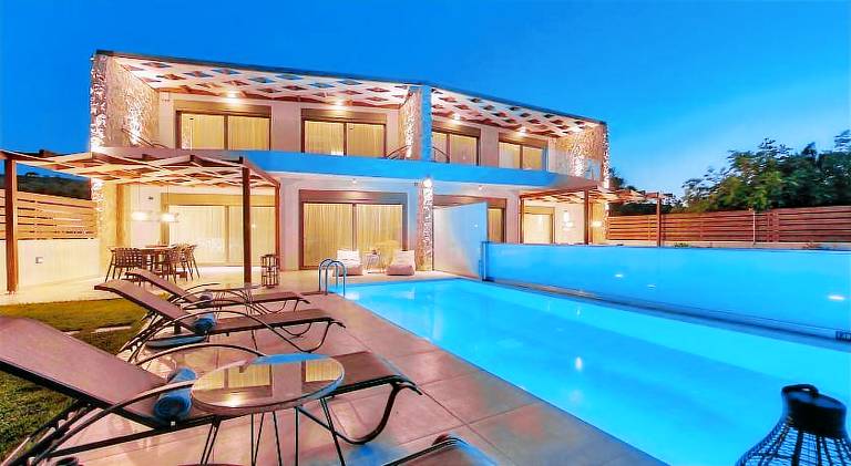 Villa with pool in Zakynthos