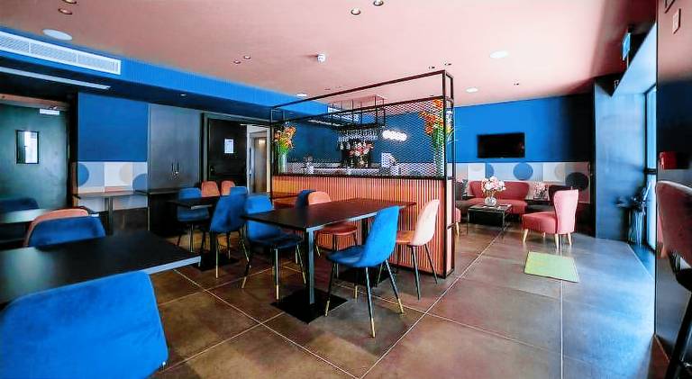 Lovely serviced apartment with pool & patio | Dogs allowed — photo 5