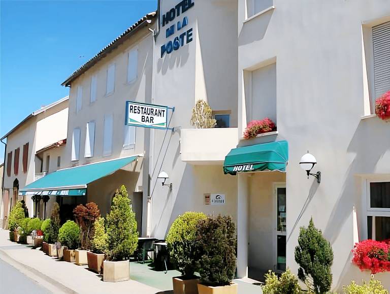 Hotel de La Poste in Millau