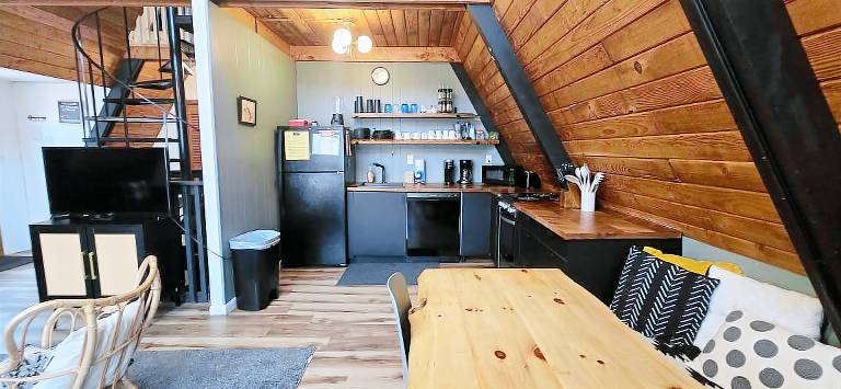 Child-friendly vacation home with BBQ & jacuzzi | Good for workation | Dogs allowed — photo 3