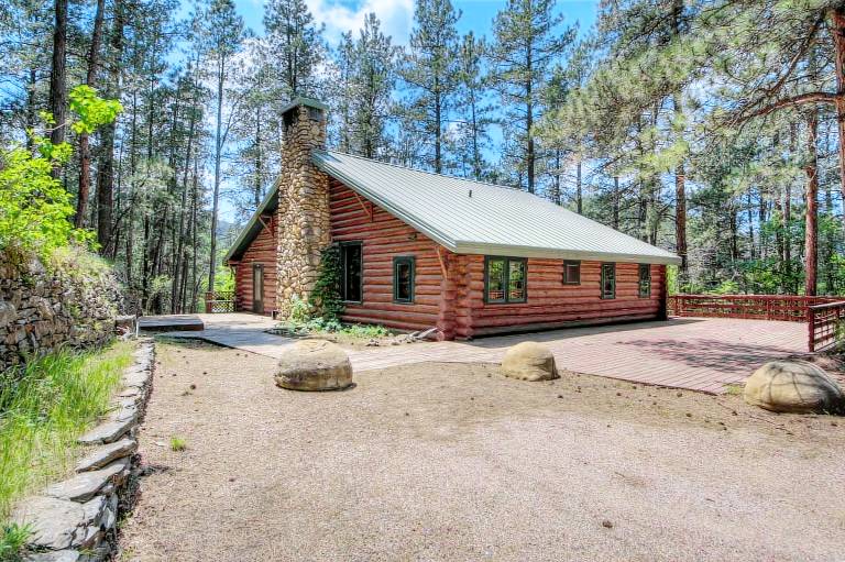 Cabin Keystone