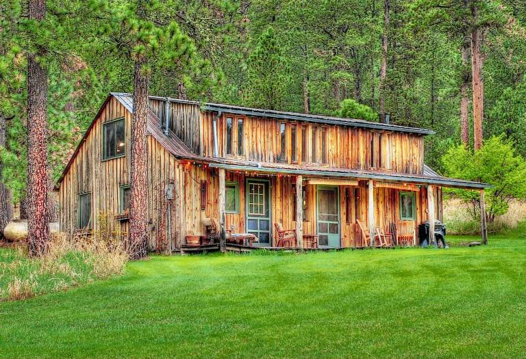 Cabin Deadwood