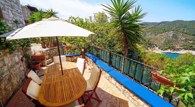 Vacation home with pool | Beach nearby | Pet-friendly — photo 4