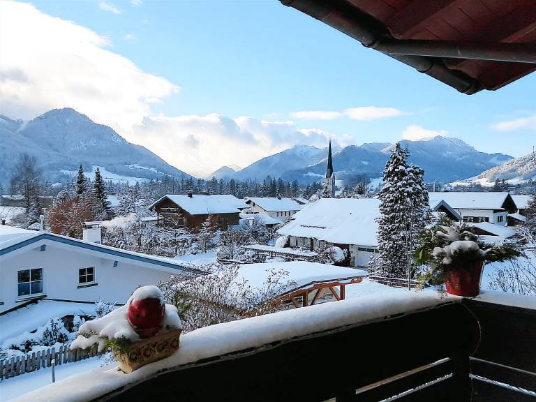 Holiday apartment with terrace | Garden view — photo 4